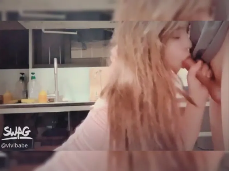 Hoá thân thành nhân viên chăm sóc xinh phang với bạn trai